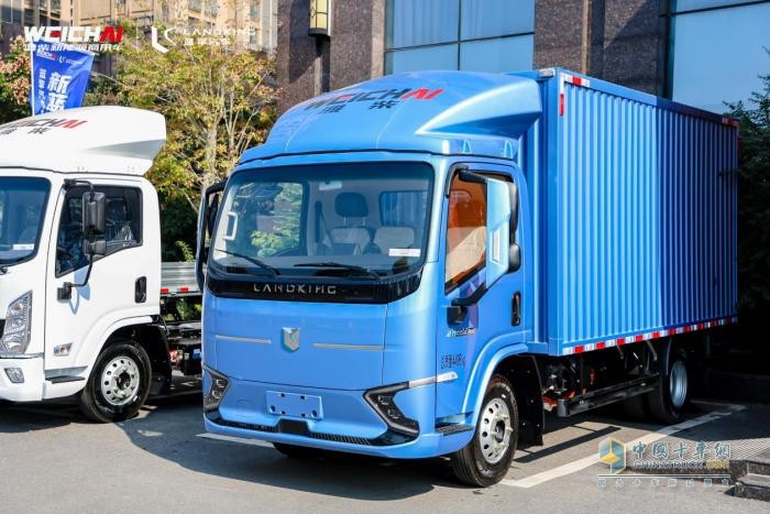 藍擎·悅、藍擎·龍系列新品亮相  濰柴新能源藍擎汽車新品全國上市體驗之旅走進武漢