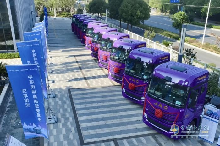 備戰(zhàn)雙十一快遞快運(yùn)，智能江淮重卡K7+帶來新玩法！