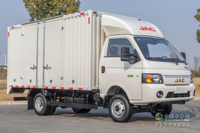 “雙11”快遞運(yùn)輸忙 江淮1卡愷達(dá)、江淮1van實(shí)力守護(hù)“最后一公里”