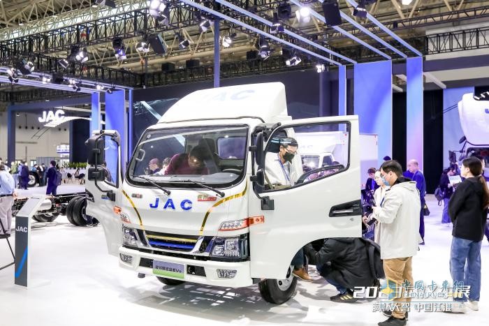 江淮1卡：五款新能源車型亮相武漢車展，款款都有“爆款實力”