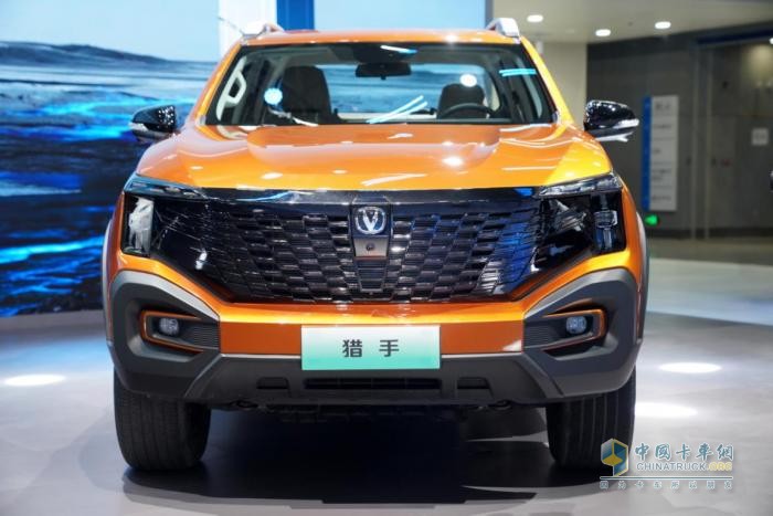 引領(lǐng)皮卡價(jià)值進(jìn)階，全球首款超級(jí)增程皮卡長(zhǎng)安獵手震撼亮相