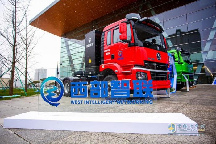 充電15分鐘續(xù)航4小時(shí)！電動(dòng)重卡的超級(jí)快充時(shí)代來(lái)了