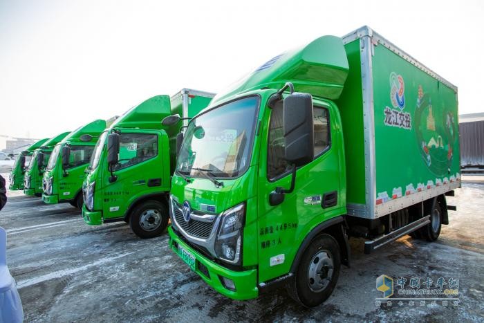 強(qiáng)強(qiáng)聯(lián)合 綠色同行 首批奧鈴智藍(lán)超混輕卡交付黑龍江龍運(yùn)集團(tuán)