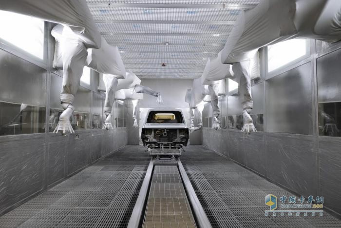 東風(fēng)小康創(chuàng)富牛卡“犇”富上市，打破微卡用戶焦慮