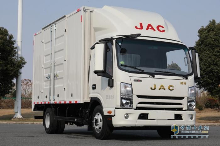 帥鈴Q6安康2.5冠軍版，四大重磅升級(jí)，創(chuàng)富技能遙遙領(lǐng)先