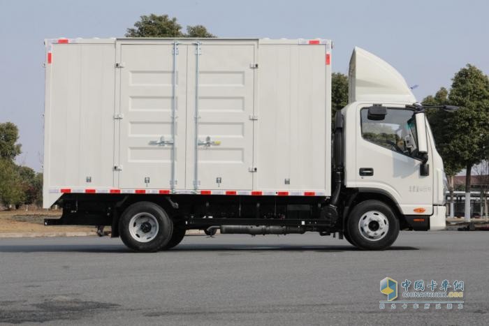 帥鈴Q6安康2.5冠軍版，四大重磅升級(jí)，創(chuàng)富技能遙遙領(lǐng)先