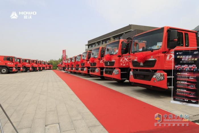 又50輛大單成功交付！豪沃TX7燃氣子車為什么值得“入手”？