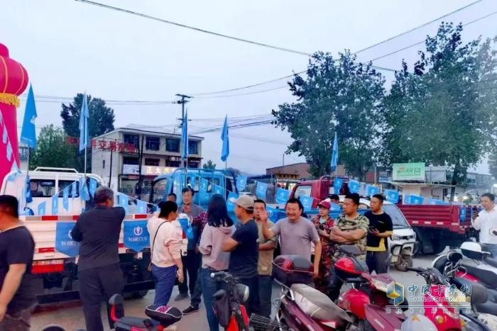 飛碟汽車燃油車4月推介會(huì)火爆全國 遍地開花！