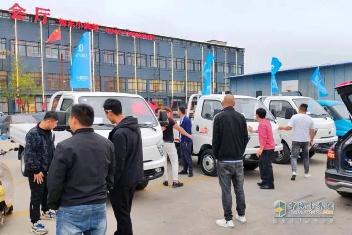 飛碟汽車燃油車4月推介會(huì)火爆全國 遍地開花！