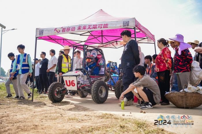 東風(fēng)商用車譽(yù)助湖北汽院HUAT車隊(duì)5月燃戰(zhàn)巴哈大賽(襄陽(yáng)站)