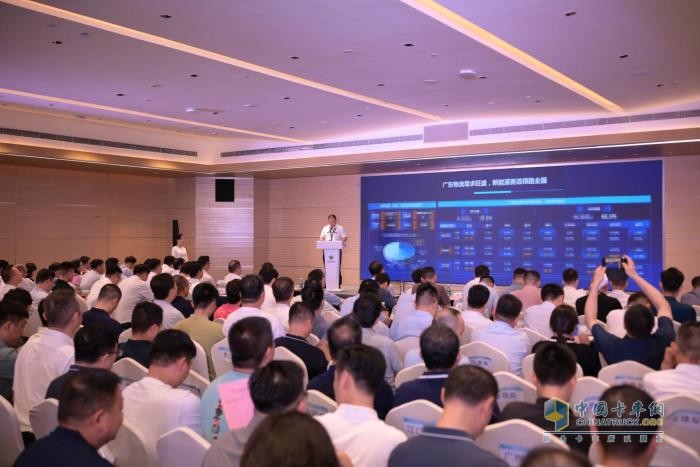 加碼南方戰(zhàn)略，歐馬可智藍(lán)新智版引領(lǐng)大電量輕卡浪潮?