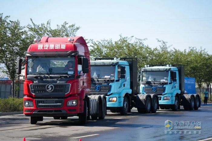 500輛戰(zhàn)略簽約、100輛批量交付，陜汽重卡斬獲大單！