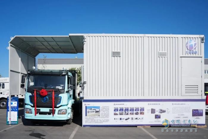 500輛戰(zhàn)略簽約、100輛批量交付，陜汽重卡斬獲大單！