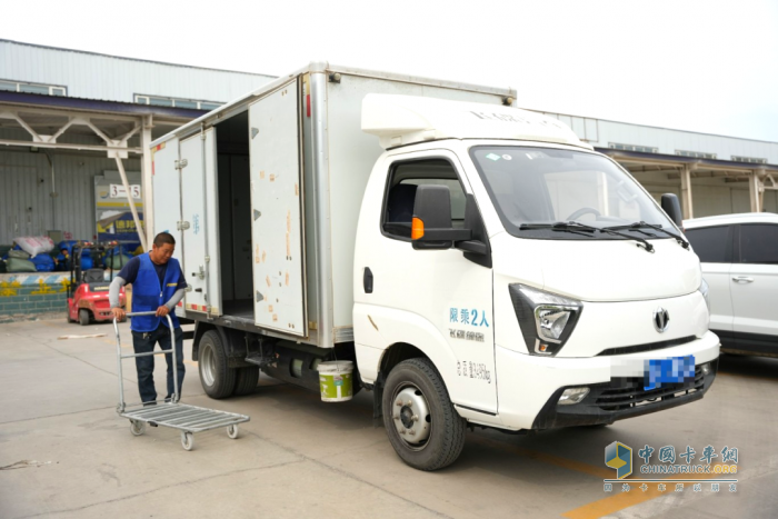 200L大氣罐！飛碟締途MX“燃精靈”助力陳天龍馳騁大美新疆！