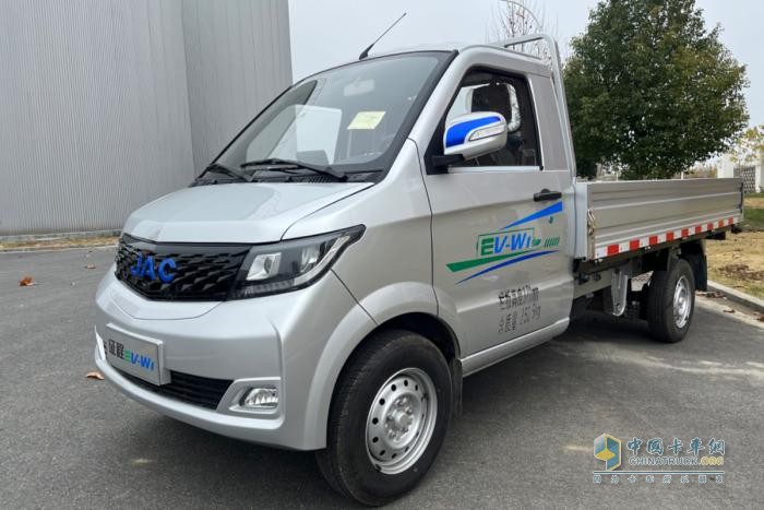 8月新能源城配物流車：同環(huán)比雙增；遠(yuǎn)程強(qiáng)勢奪冠，五菱第二；福田\開瑞爭第三；