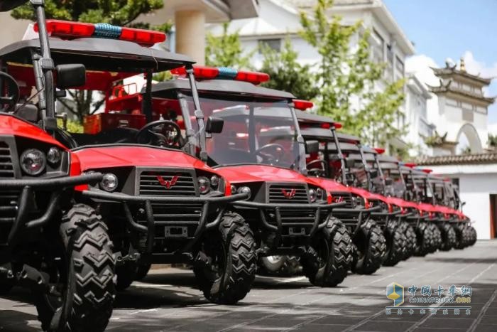 五菱批量全地形越野消防車(chē)入滇，共筑安全防火墻