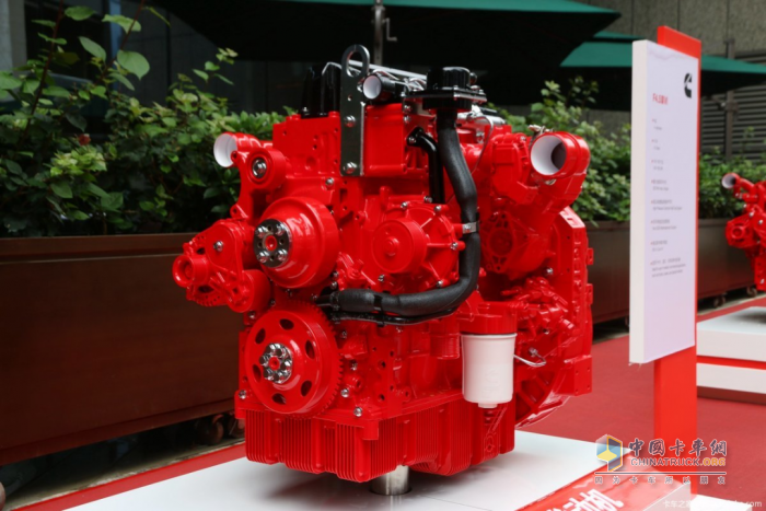 黃牌老舊車置換一步到位 歐馬可S3大黃牌最高可享4.5萬超級補(bǔ)貼