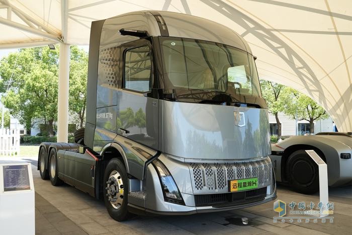 8月充電重卡：銷3476輛增183%，三一\徐工\宇通居前三，解放\福田暴漲