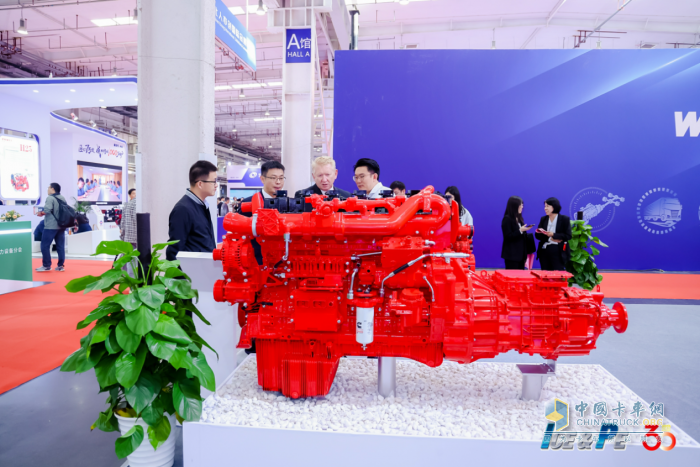 實(shí)力加冕！東風(fēng)康明斯榮膺內(nèi)燃機(jī)工業(yè)協(xié)會兩項(xiàng)大獎