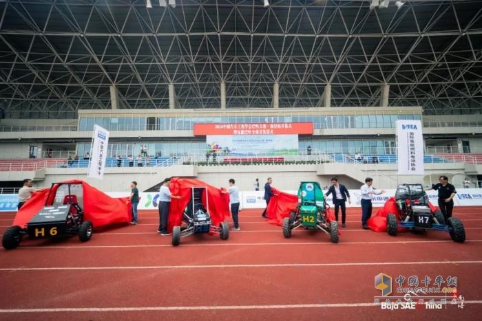 全球首發(fā)！搭載捷氫科技創(chuàng)新產(chǎn)品的氫能巴哈賽車榮耀揭幕