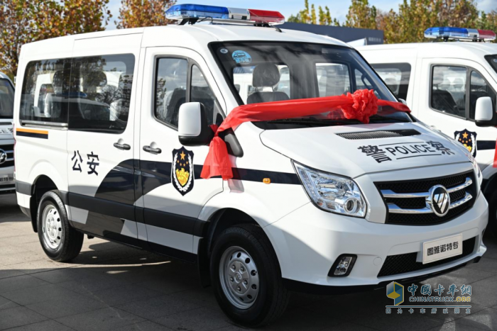 警用力量，守護安心！圖雅諾警用車輛批量交付，共筑城市“安全網”
