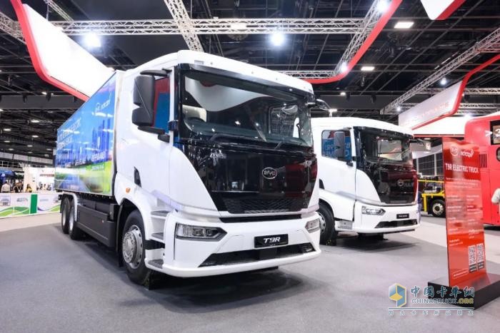 比亞迪亮相新加坡SITCE 2024，以創(chuàng)新實力助力綠色未來！