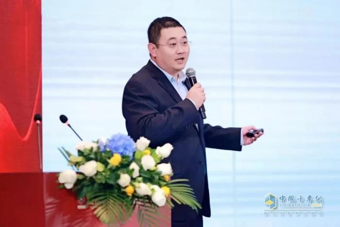 藍(lán)擎''冷鏈1卡''推動冷鏈運(yùn)輸邁向新高度！