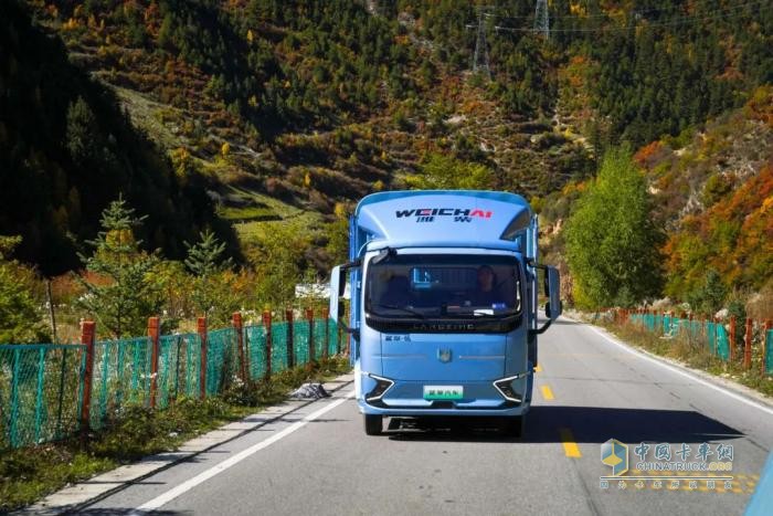 藍(lán)擎''冷鏈1卡''推動冷鏈運(yùn)輸邁向新高度！