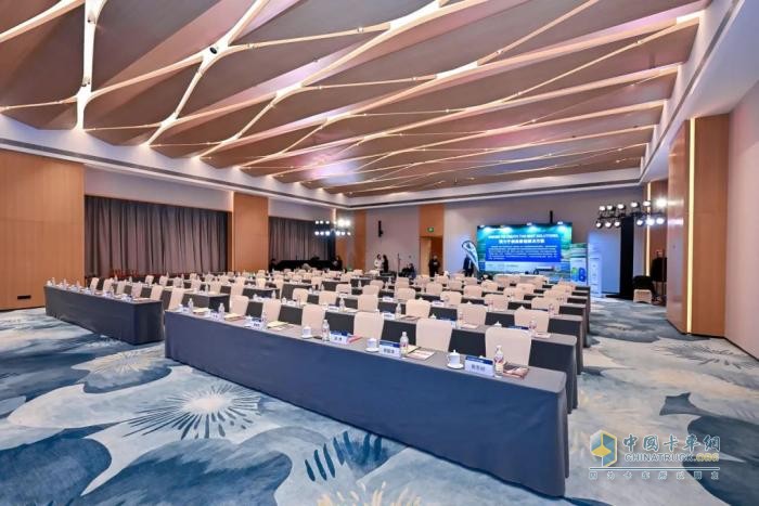 克諾爾榮膺2024中國商用車安全“創(chuàng)領(lǐng)榜樣”，引領(lǐng)智能與安全風尚