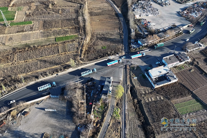 跨省運(yùn)營(yíng)無(wú)壓力，宇通重卡助力煤礦運(yùn)輸新能源轉(zhuǎn)型