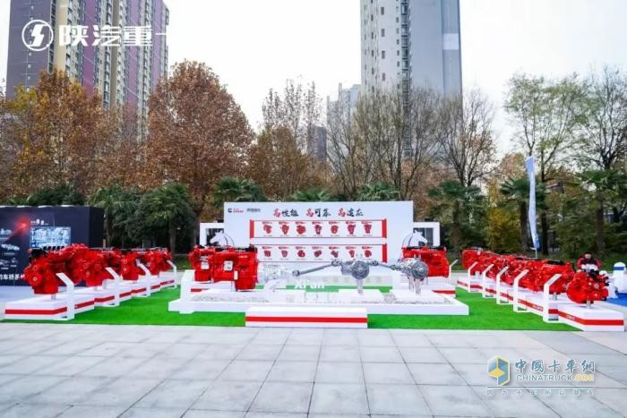 全場(chǎng)景、全領(lǐng)域、全覆蓋，西安康明斯全系產(chǎn)品助陜汽重卡開(kāi)疆拓土