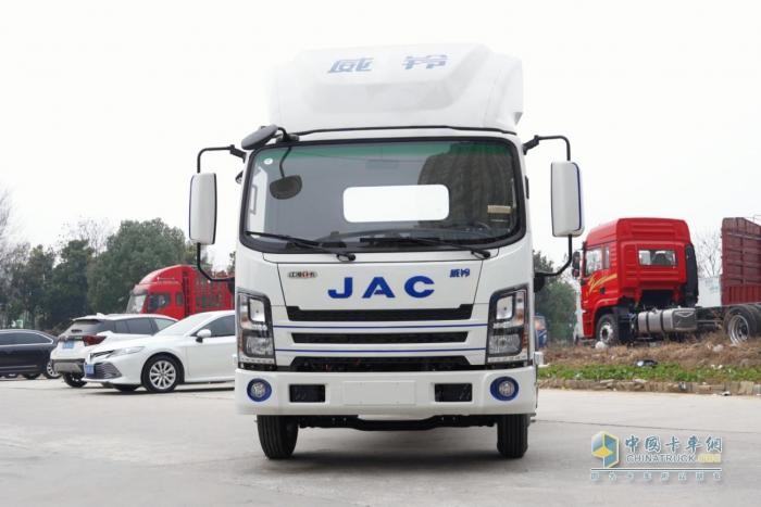 跑城郊冷鏈運(yùn)輸，認(rèn)準(zhǔn)江淮新能源輕卡EK7！