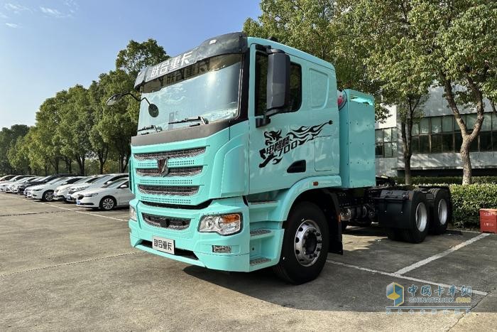 12月新能源重卡漲2.21倍，三一\徐工年累銷均超萬輛分列冠亞軍