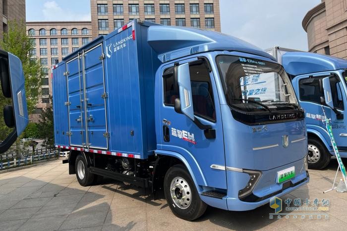 12月新能源輕卡銷13770輛再創(chuàng)新高！ 2024全年累銷9.9萬輛收官