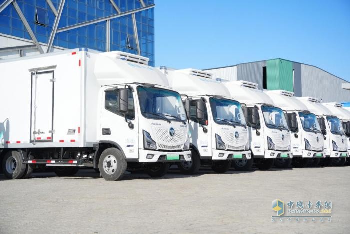 賣爆了！100臺歐馬可智藍(lán)2C超能快充輕卡極速交付北京冷鏈大客戶