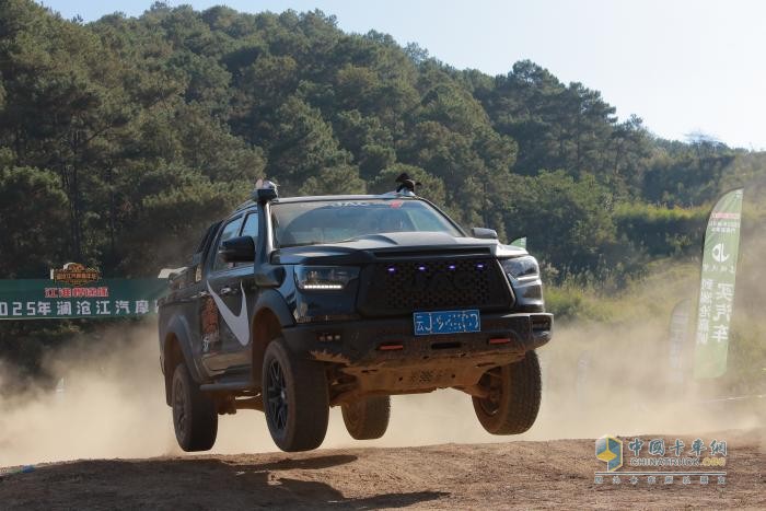 江淮皮卡：助力2025瀾滄江汽摩嘉年華，推動皮卡越野文化發(fā)展