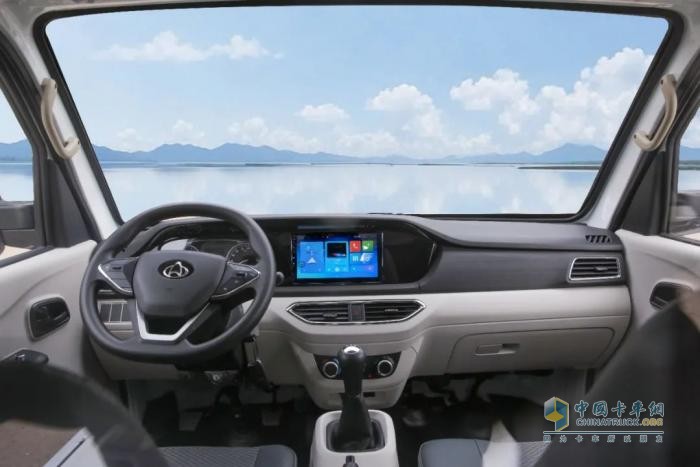 跨越者D3首位車主：這車是做五金生意的“黃金搭檔”！