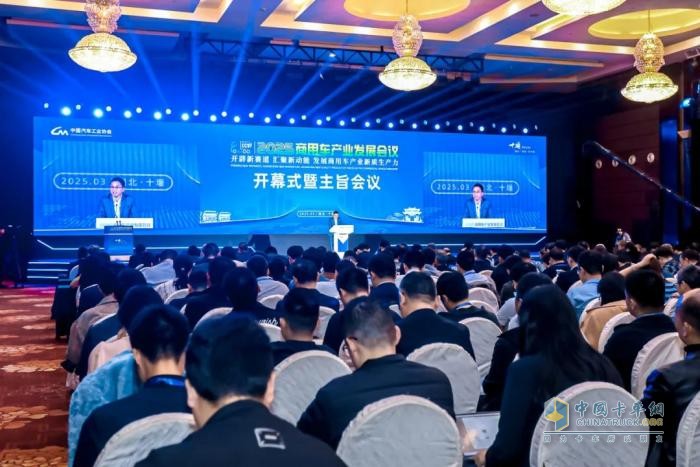 克諾爾徐保平：以全球視野鑄就安全基石，驅(qū)動(dòng)中國商用車產(chǎn)業(yè)新未來