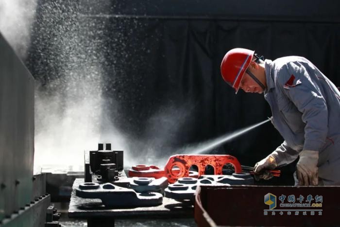 東風(fēng)商用車：最動聽的故事，由他們來講述