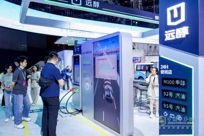 撒貝寧直呼“不一般”，竟是這臺(tái)國(guó)產(chǎn)新能源重卡!