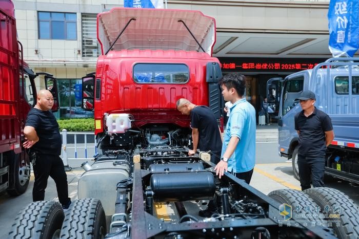 全新一代駿鈴A系，“5A標(biāo)準(zhǔn)”重新定義高端輕卡