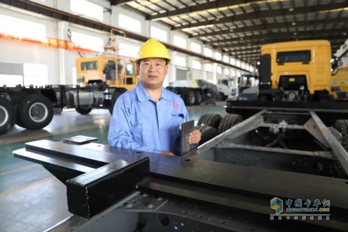 以創(chuàng)新詮釋工匠精神，交大神舟高強(qiáng)榮獲