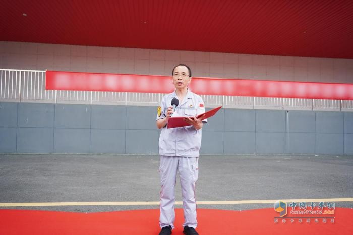 龍行天下 以客為先 龍擎3.0再拓版圖！20臺(tái)東風(fēng)天龍KL成功交付