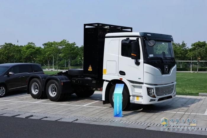 “電池銀行”正式揭牌，徐工新能源產(chǎn)業(yè)鏈又一重大布局……