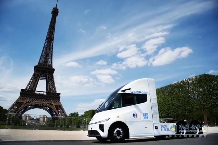 葦渡Windrose 670km長續(xù)航純電重卡正式交付榮慶物流