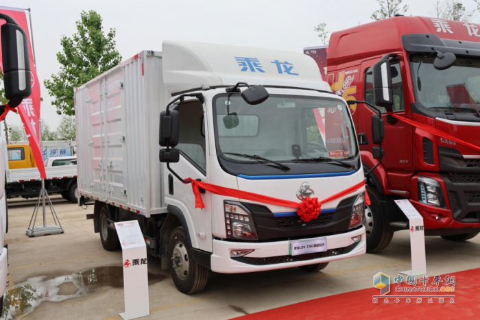 年省近三萬，乘龍L2 CNG增程式新能源輕卡花小錢辦大事