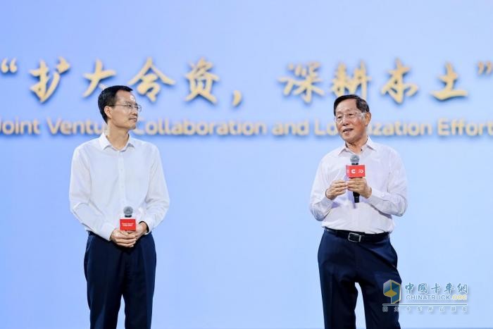 相伴半世紀(jì) 共筑價值路:康明斯與客戶同慶在華50周年