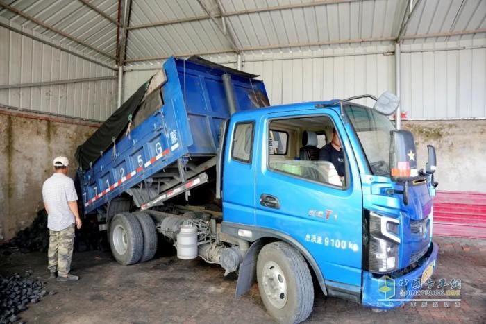 從五蓮三輪到飛碟金牛X3：一個(gè)家族的運(yùn)輸史，半部五征發(fā)展史