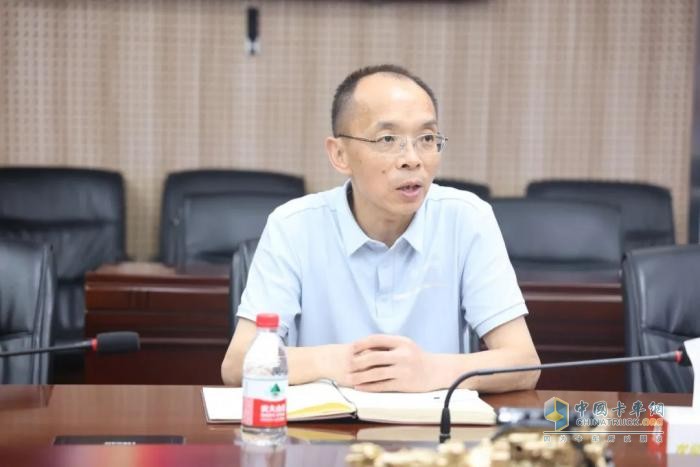 協(xié)同合作，共拓海外！東風進出口公司俄羅斯團隊探秘龍擎智造