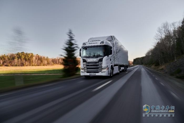 斯堪尼亞在華啟動(dòng)牽引車經(jīng)營性租賃業(yè)務(wù)，助力物流客戶輕裝上陣